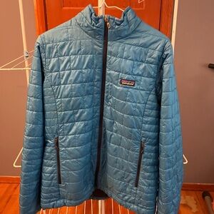 Patagonia Nano Puff in Blue Women’s Size Large